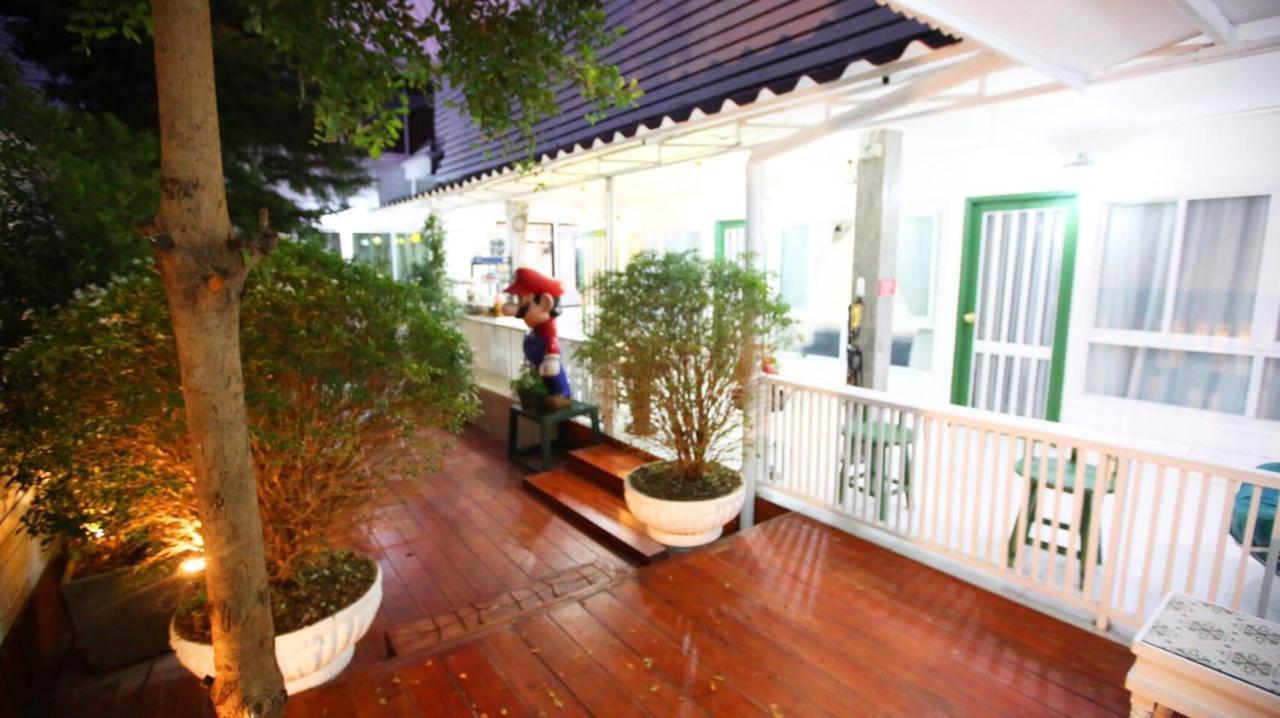 Hotel Khunnai House Chiang Mai Extérieur photo