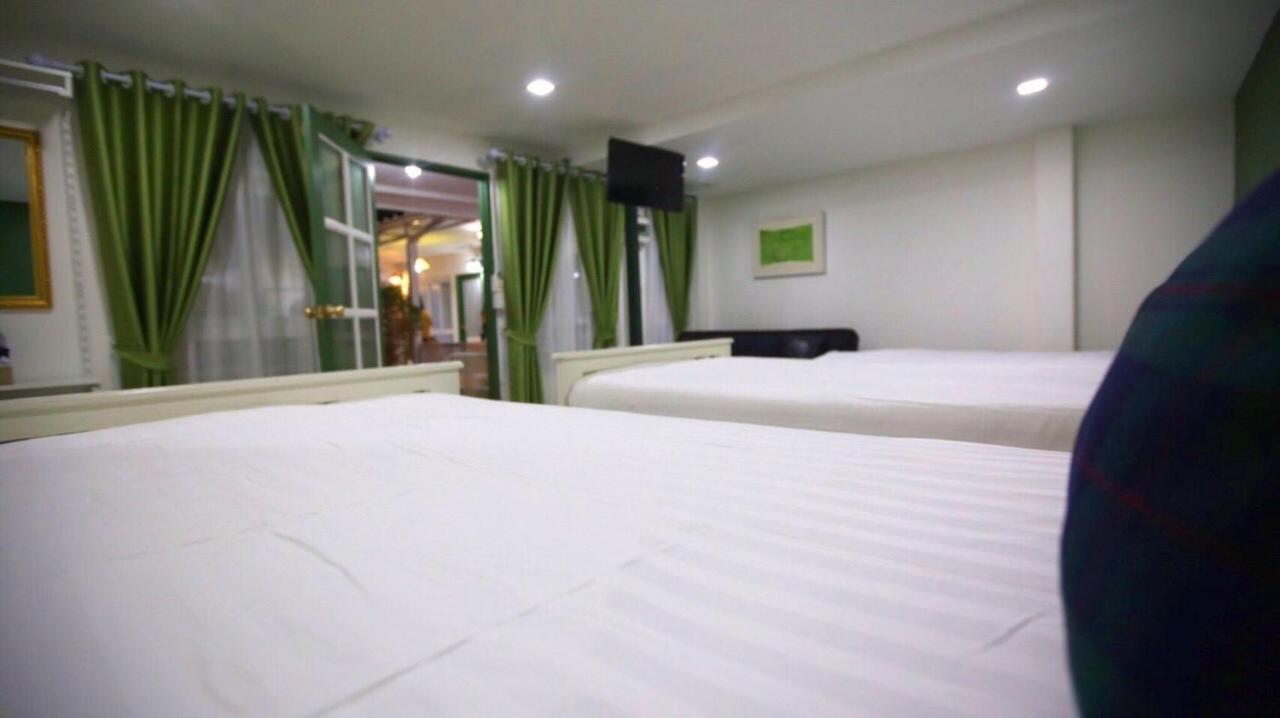 Hotel Khunnai House Chiang Mai Extérieur photo